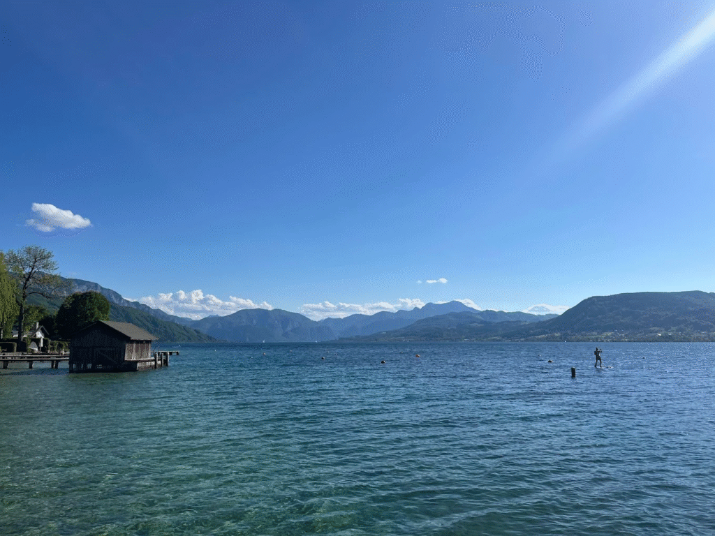 Attersee Camping, Camping Attersee mit Hund, Camping am Attersee, Camping am Attersee, attersee austria camping, Attersee Badeplatz, Badeplatz am Attersee, Öffentliche Badeplätze Attersee, Badeplatz Attersee, Attersee Öffentlicher Badeplatz,Attersee Campingplatz,